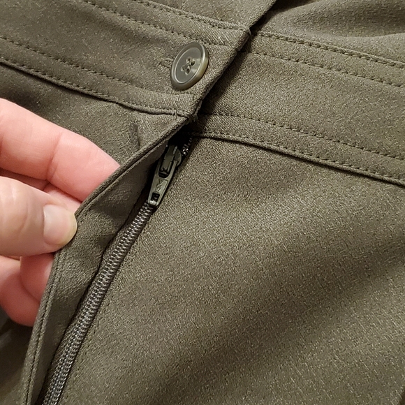 Boden Zada Jumpsuit in Khaki (olive green) - Picture 12 of 14